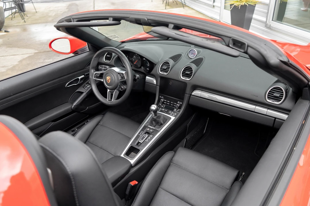 2024 Porsche 718 Boxster - Image 6 of 21
