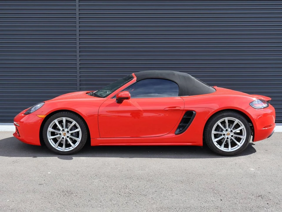 2024 Porsche 718 Boxster - Image 2 of 4