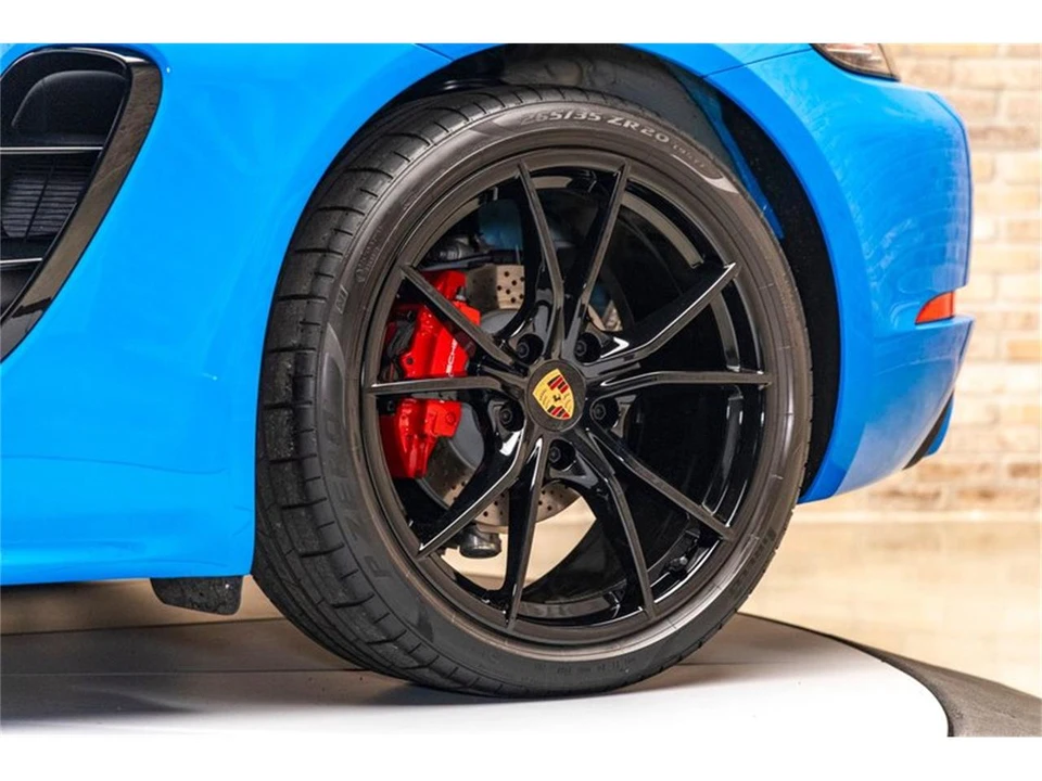 2024 Porsche 718 Boxster - Image 17 of 31
