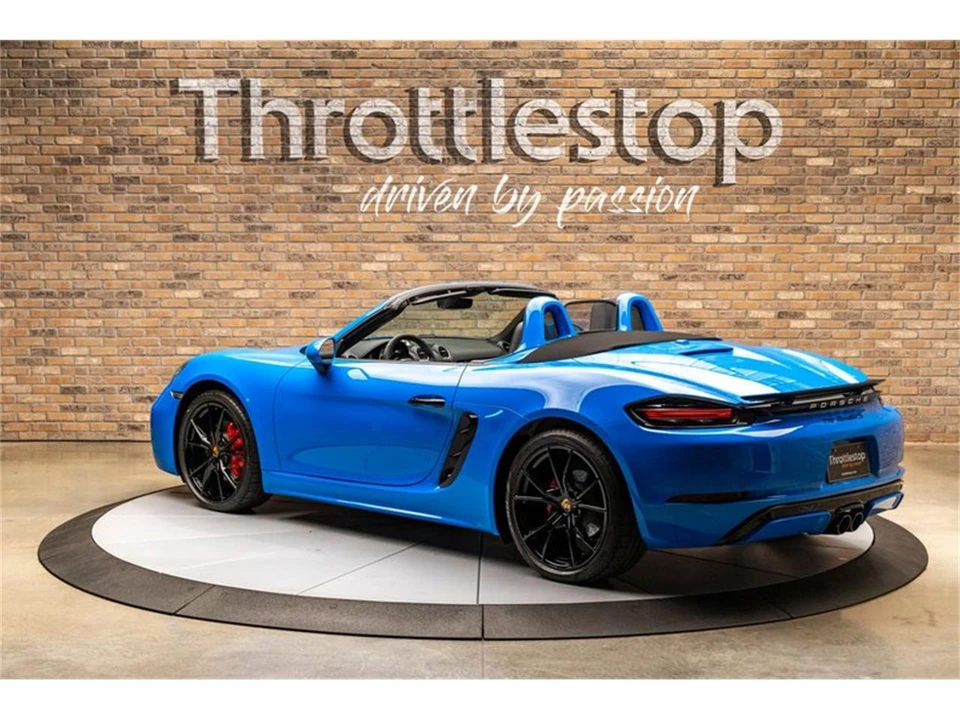 2024 Porsche 718 Boxster - Image 10 of 31