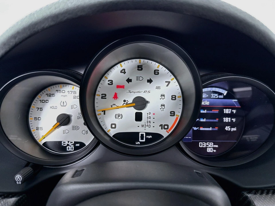 2024 Porsche 718 Boxster - Image 14 of 31