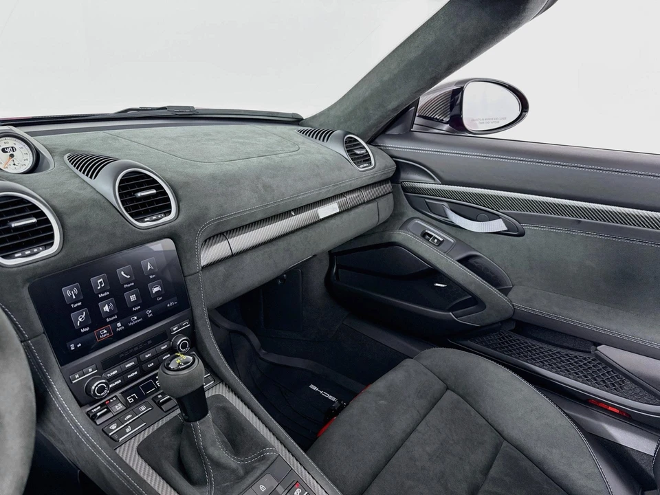 2024 Porsche 718 Boxster - Image 25 of 31