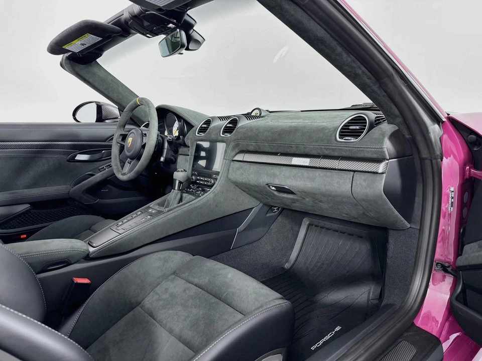 2024 Porsche 718 Boxster - Image 29 of 31