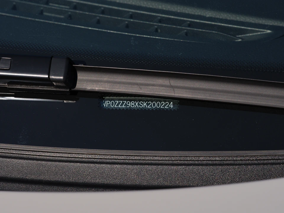 2024 Porsche 718 Boxster - Image 14 of 31