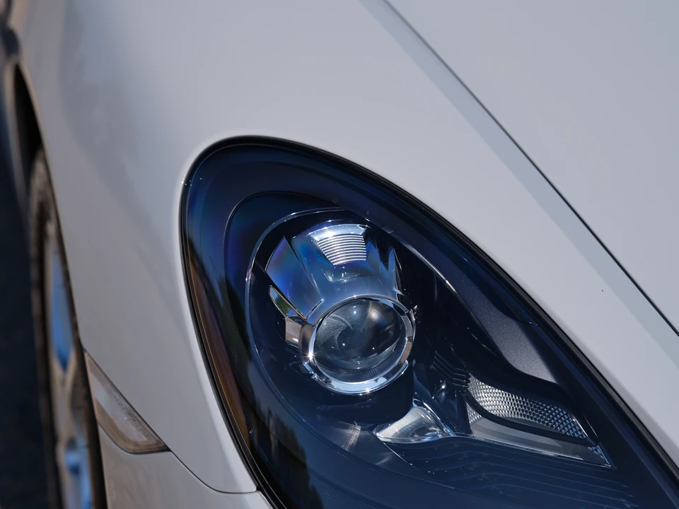2024 Porsche 718 Boxster - Image 18 of 31