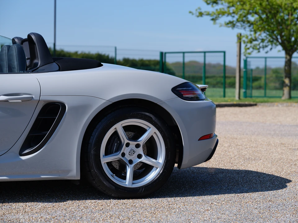 2024 Porsche 718 Boxster - Image 30 of 31