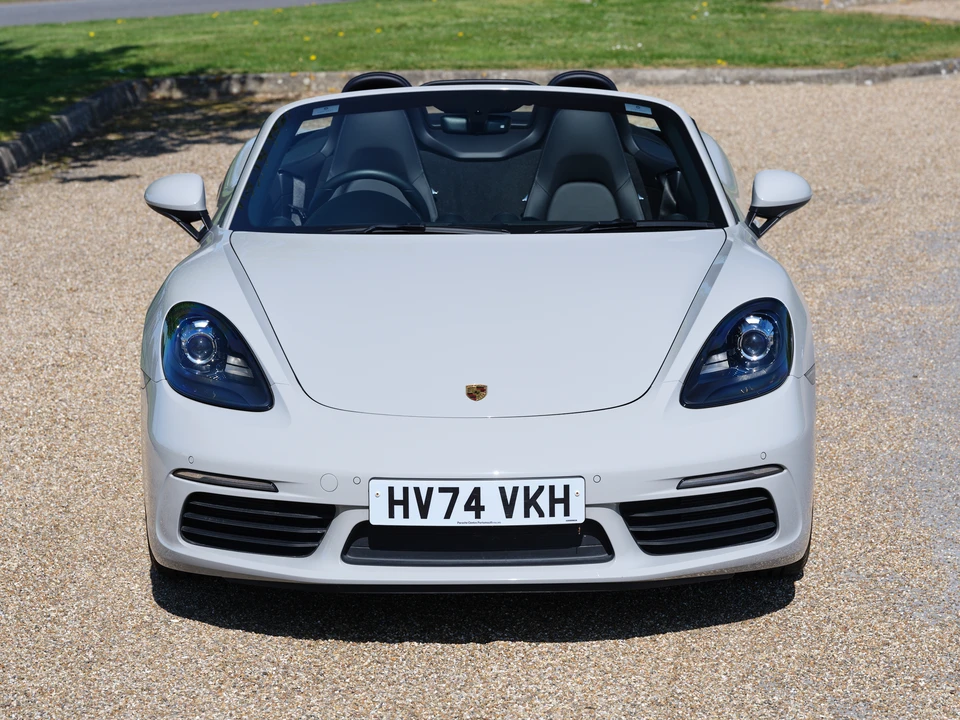 2024 Porsche 718 Boxster - Image 2 of 31
