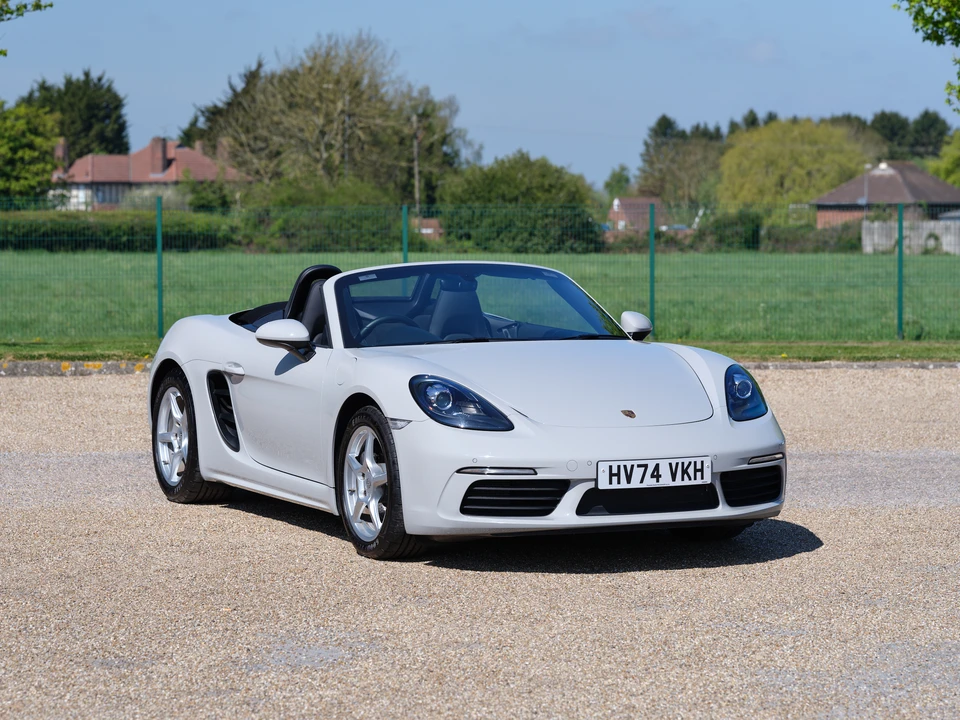2024 Porsche 718 Boxster - Image 9 of 31