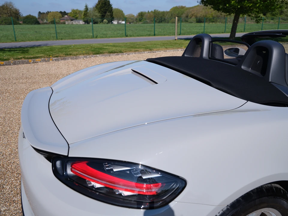 2024 Porsche 718 Boxster - Image 20 of 31