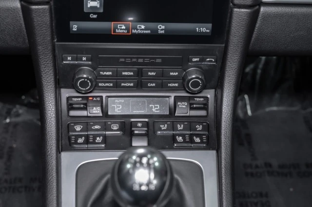 2024 Porsche 718 Cayman - Image 15 of 20