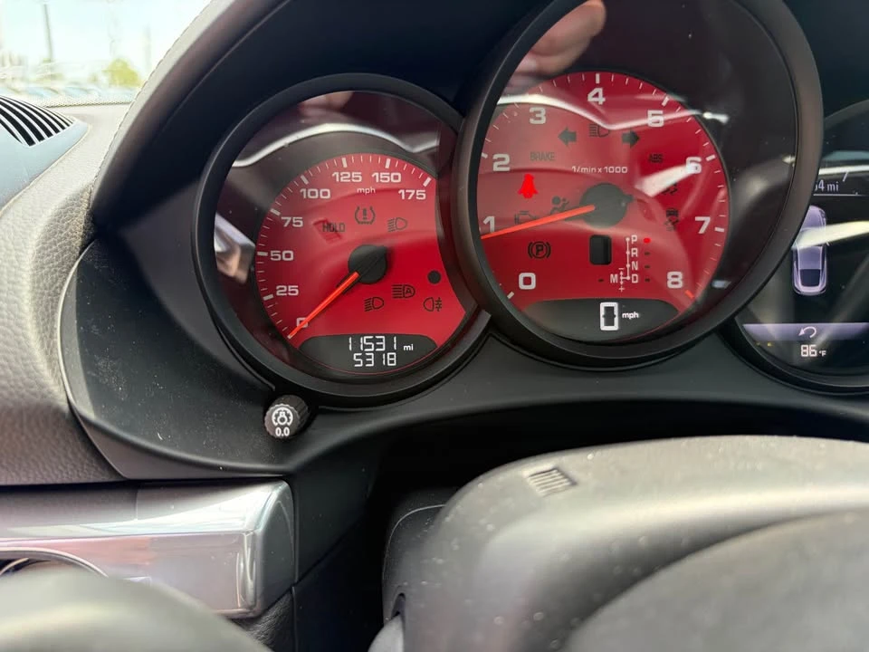 2024 Porsche 718 Cayman - Image 10 of 11