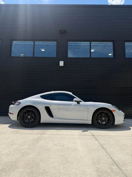 2024 Porsche 718 Cayman - Image 2 of 8