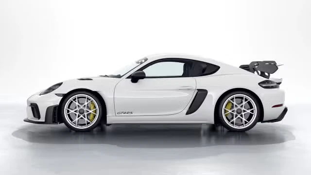 2024 Porsche 718 Cayman GT4 RS - Image 11 of 31