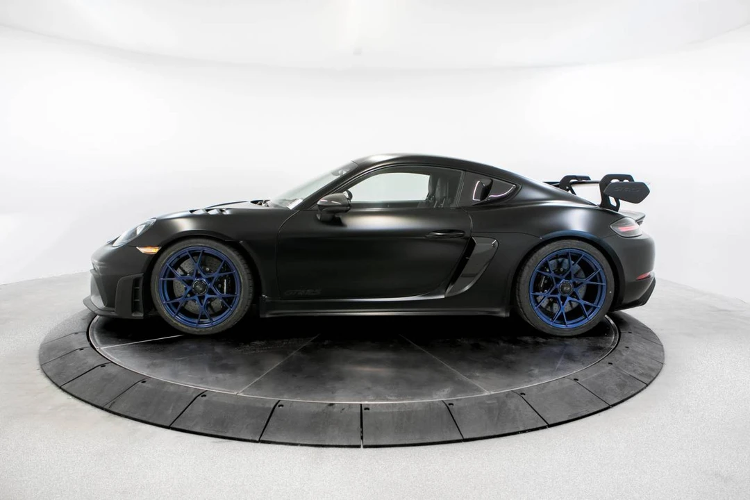 2024 Porsche 718 Cayman GT4 RS - Image 2 of 5