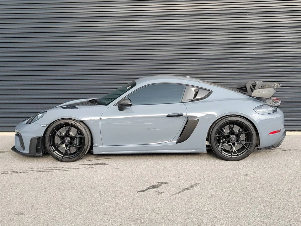 2024 Porsche 718 Cayman GT4 RS - Image 2 of 4