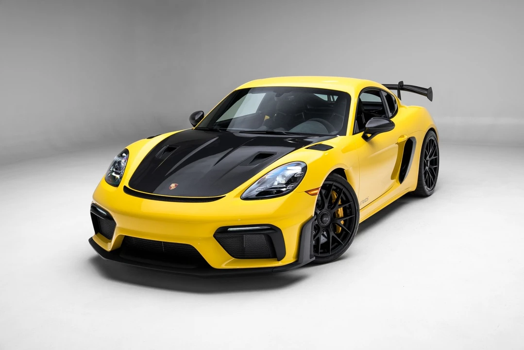 2024 Porsche - Image 21 of 31