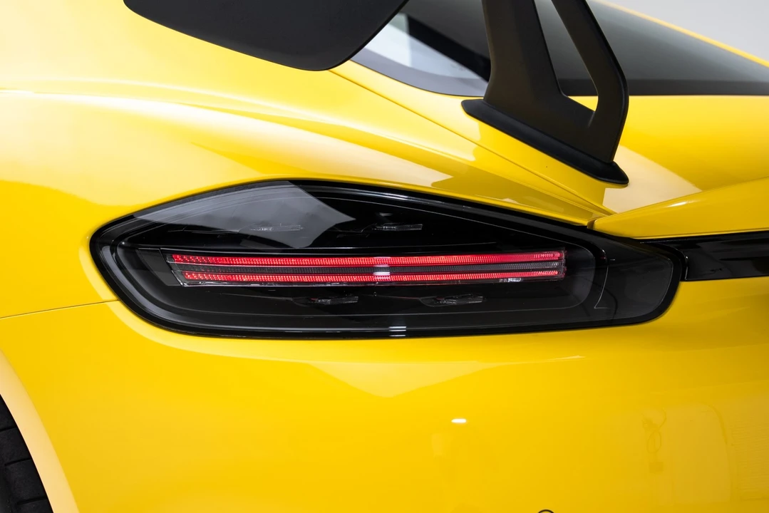 2024 Porsche - Image 31 of 31