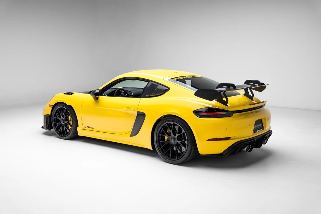 2024 Porsche - Image 30 of 31