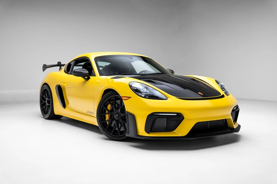 2024 Porsche - Image 24 of 31