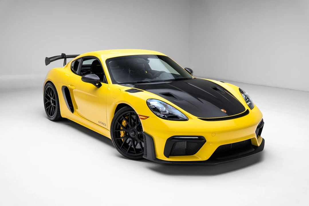 2024 Porsche - Image 25 of 31