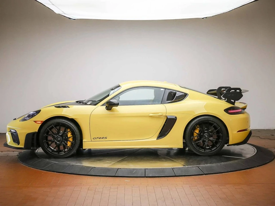 2024 Porsche 718 Cayman GT4 RS - Image 2 of 4