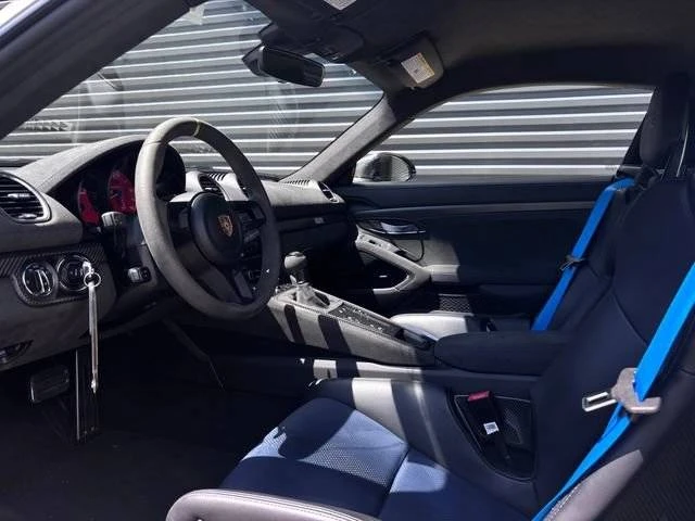 2024 Porsche 718 Cayman GT4 RS - Image 4 of 4