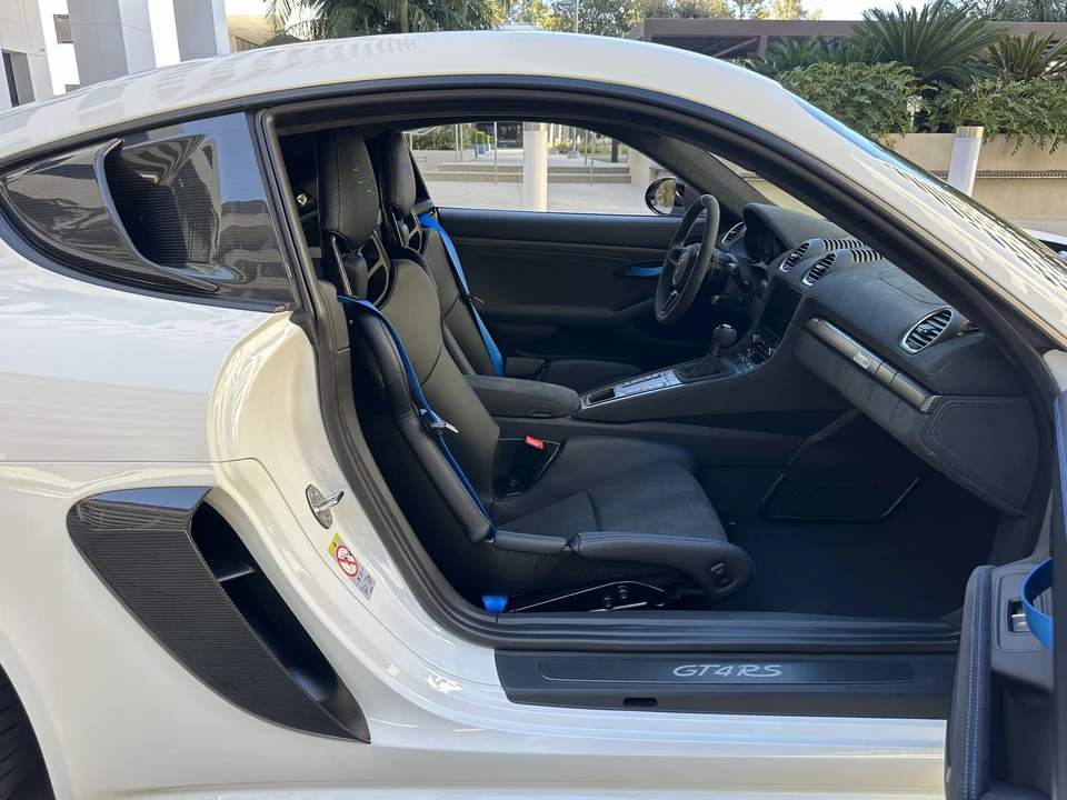 2024 Porsche 718 Cayman GT4 RS - Image 27 of 30