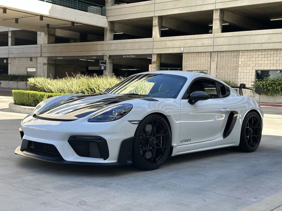 2024 Porsche 718 Cayman GT4 RS - Image 2 of 30