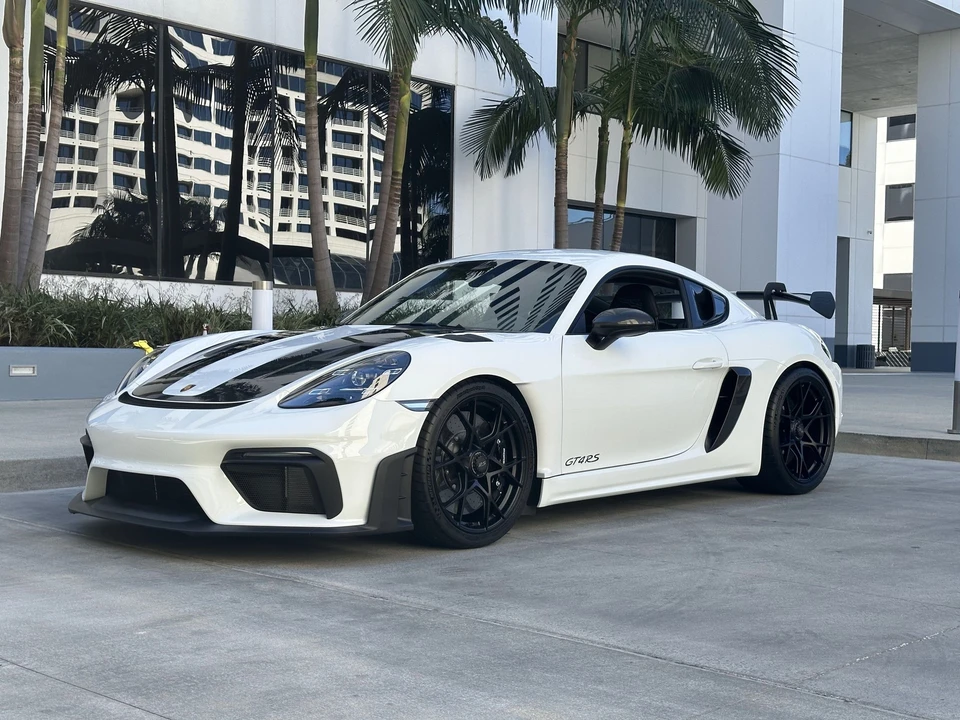 2024 Porsche 718 Cayman GT4 RS - Image 5 of 30