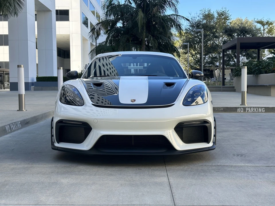 2024 Porsche 718 Cayman GT4 RS - Image 9 of 30