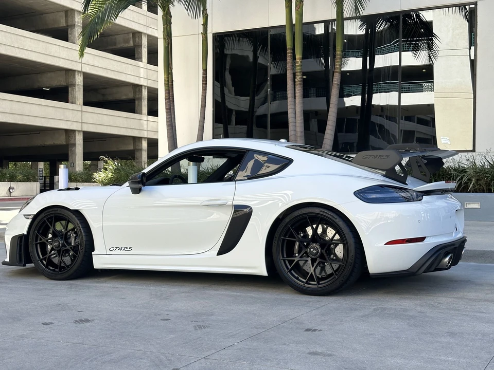 2024 Porsche 718 Cayman GT4 RS - Image 13 of 30