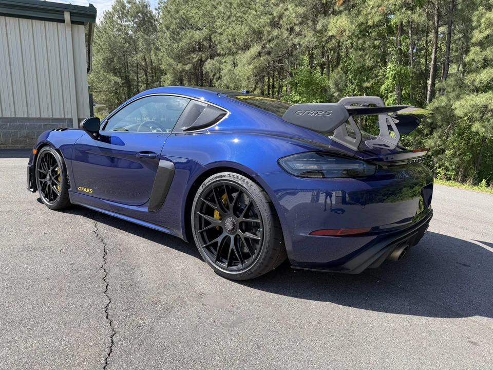 2024 Porsche 718 Cayman GT4 RS - Image 9 of 31
