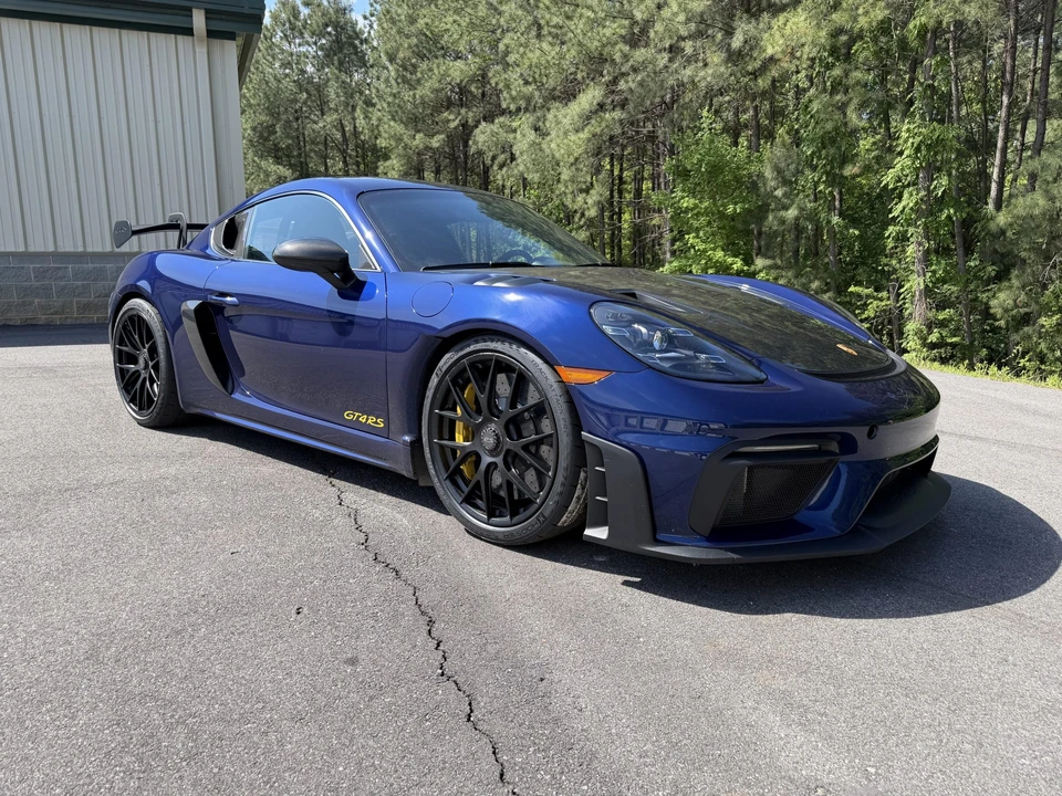2024 Porsche 718 Cayman GT4 RS - Image 4 of 31