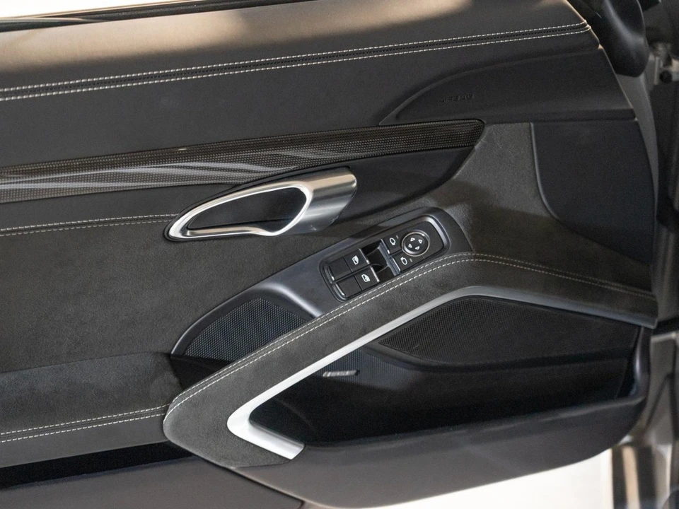 2024 Porsche 718 Cayman GTS 4.0 - Image 17 of 27