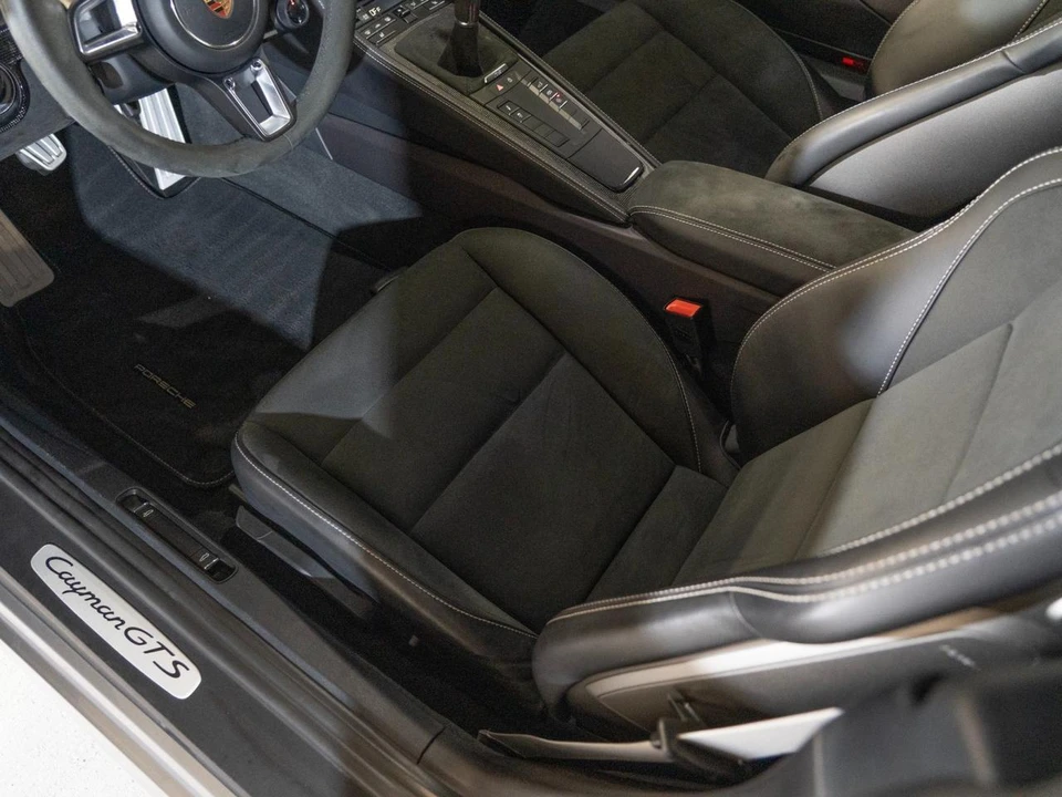 2024 Porsche 718 Cayman GTS 4.0 - Image 14 of 27