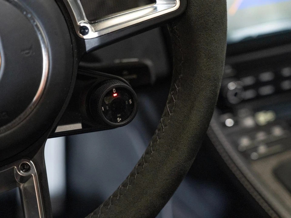 2024 Porsche 718 Cayman GTS 4.0 - Image 24 of 27