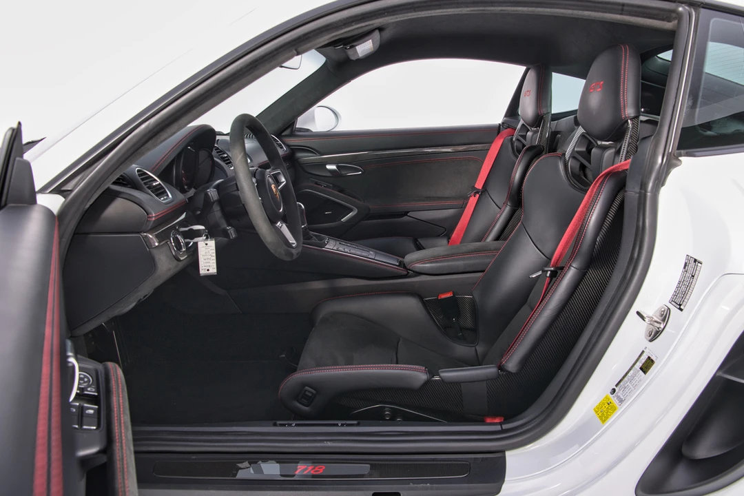 2024 Porsche 718 Cayman GTS 4.0 - Image 15 of 31