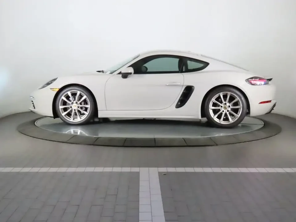 2024 Porsche 718 Cayman - Image 2 of 7