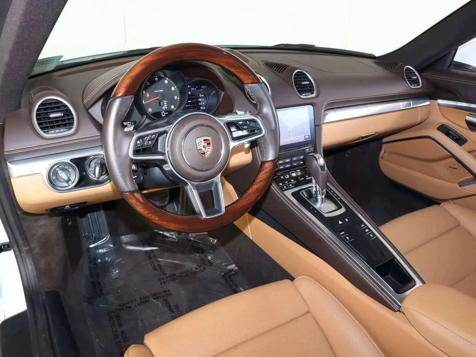 2024 Porsche 718 Cayman - Image 4 of 5