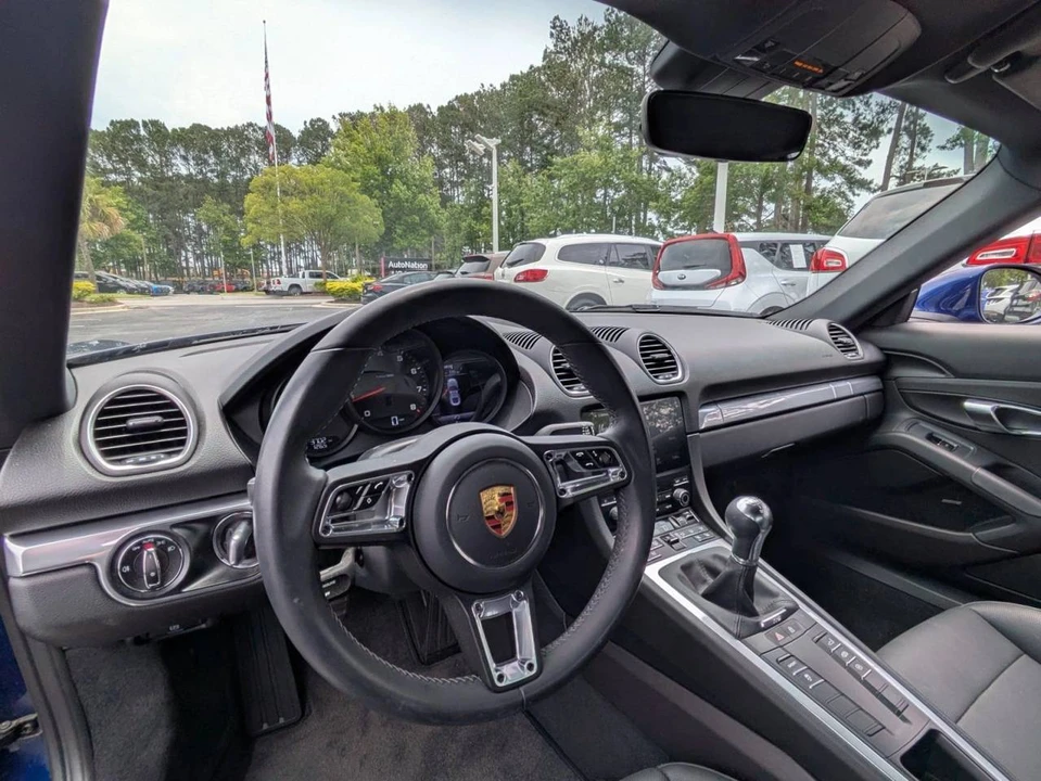 2024 Porsche 718 Cayman - Image 4 of 5