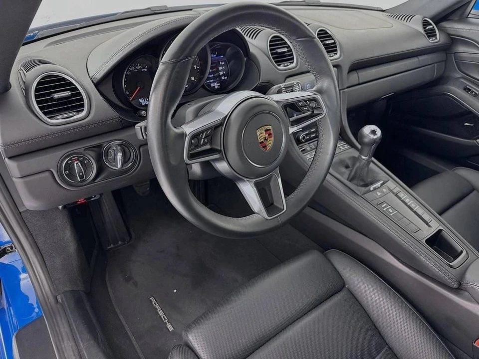 2024 Porsche 718 Cayman - Image 4 of 5