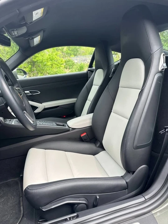 2024 Porsche 718 Cayman - Image 17 of 20