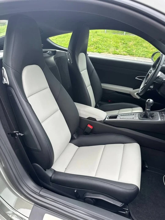 2024 Porsche 718 Cayman - Image 14 of 20