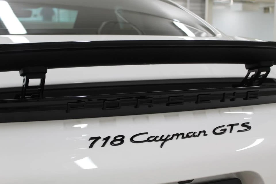 2024 Porsche 718 Cayman - Image 3 of 10