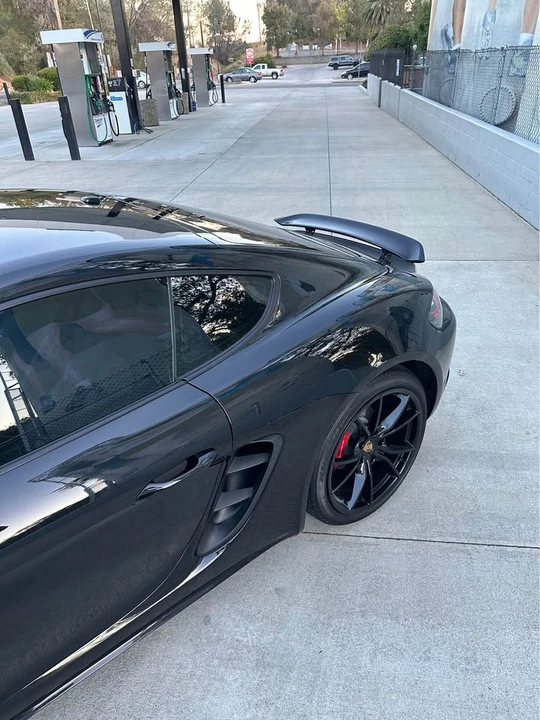2024 Porsche 718 Cayman S - Image 9 of 20