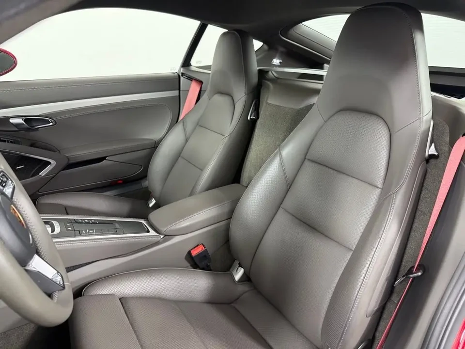 2024 Porsche 718 Cayman S - Image 6 of 7