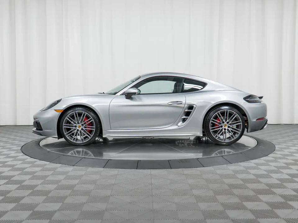 2024 Porsche 718 Cayman S - Image 2 of 8