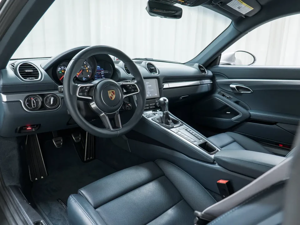 2024 Porsche 718 Cayman S - Image 4 of 8