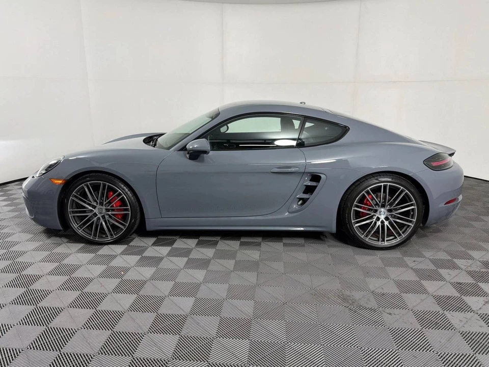 2024 Porsche 718 Cayman S - Image 2 of 5