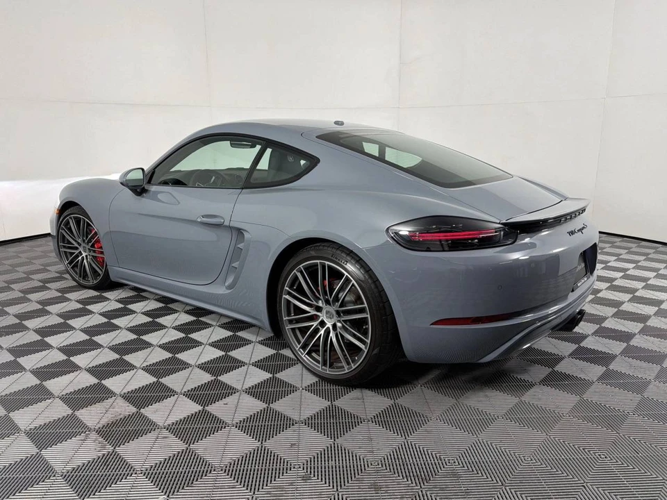 2024 Porsche 718 Cayman S - Image 3 of 5
